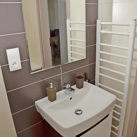 Vinohrady דירה *